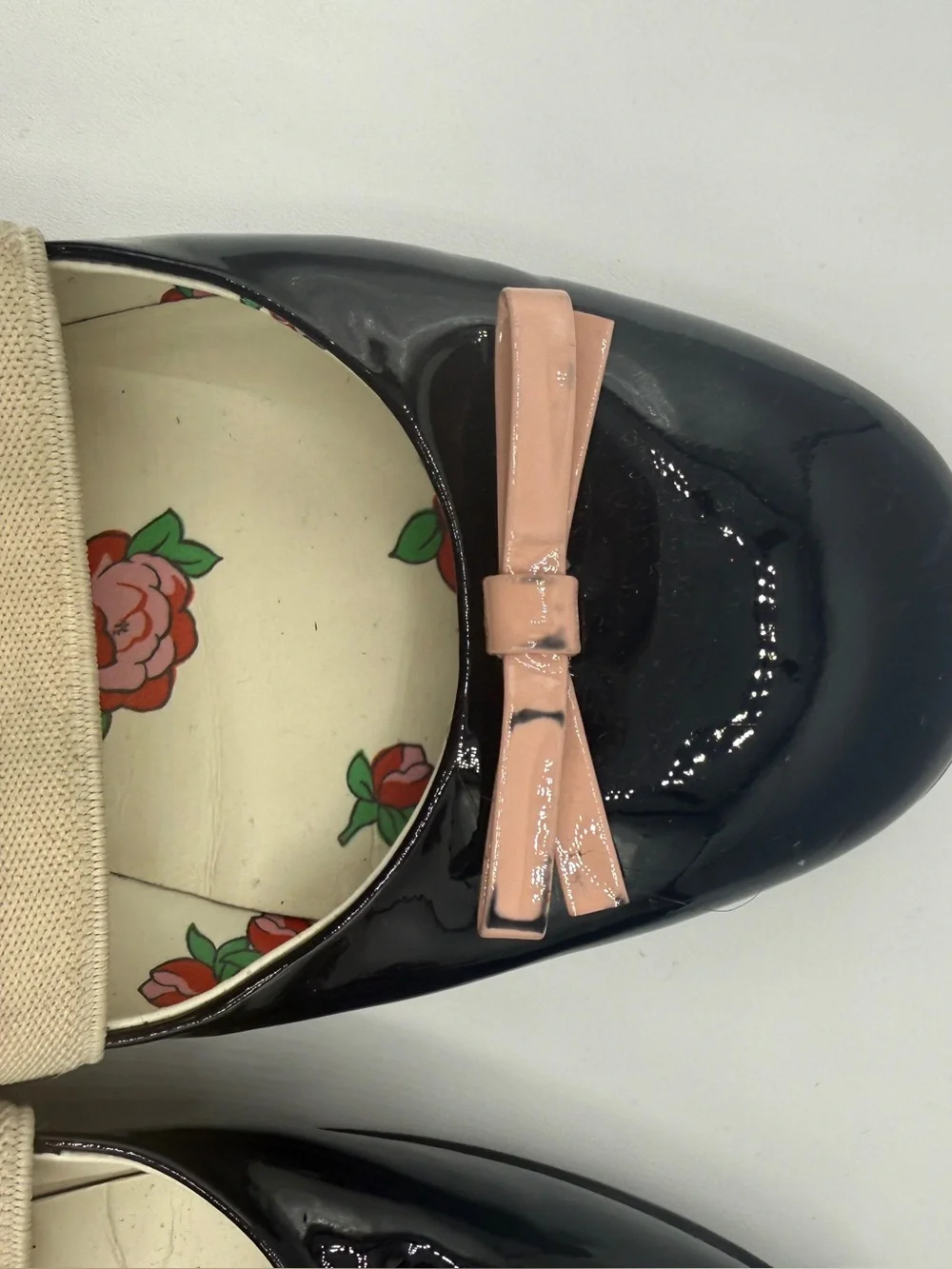 Gucci Kids Navy Patent Leather Ballet Flats with Logo Strap